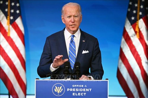 Du climat à l'immigration, Joe Biden promet une série de décrets dès mercredi - ảnh 1