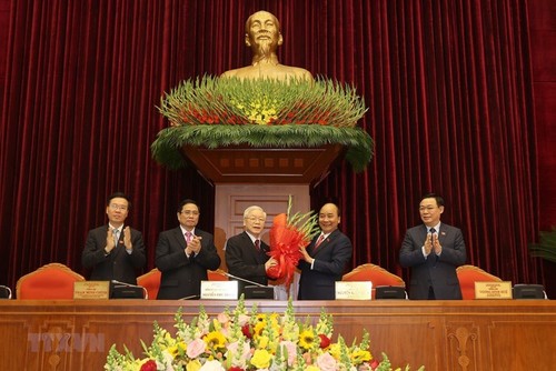 13e congrès du PCV: Nguyên Phu Trong réélu secrétaire général - ảnh 1