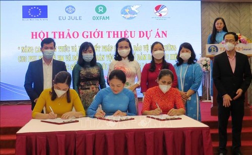 Sensibiliser les femmes, les enfants et les minorités ethniques de Quang Binh à la protection de l'environnement - ảnh 1