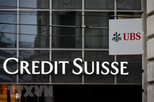 La Suisse enquête sur le rachat de Credit suisse par UBS - ảnh 1