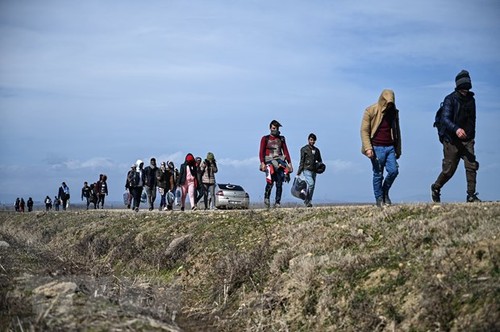 Les États membres de l’UE négocient un compromis sur la migration - ảnh 1