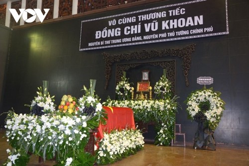 Funérailles d’État pour l’ancien vice-Premier ministre Vu Khoan  - ảnh 1