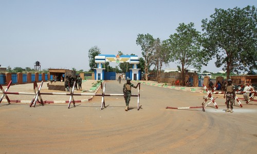 Début du retrait des troupes françaises du Niger - ảnh 1