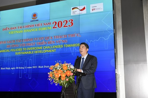 Forum financier du Vietnam 2023 - ảnh 1