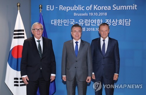 EU, South Korea commit to free trade, Korean peace - ảnh 1