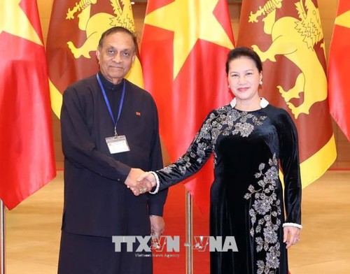 Le président du Parlement srilankais termine sa visite officielle au Vietnam - ảnh 1