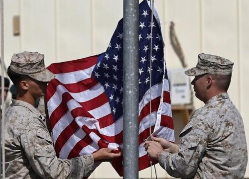 US, British troops end combat role in Afghanistan - ảnh 1