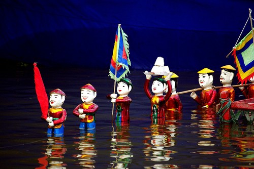 Water puppetry opens Vietnam tourism festival in Japan - ảnh 1