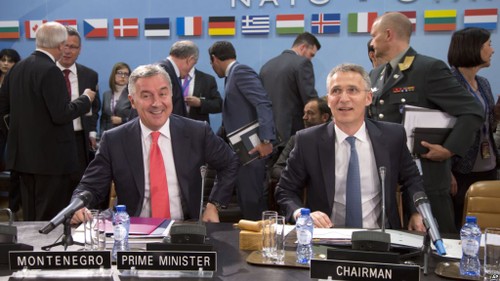 NATO signs accession protocol with Montenegro - ảnh 1