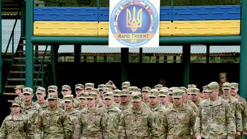 Ukraine, NATO begin joint drill  - ảnh 1