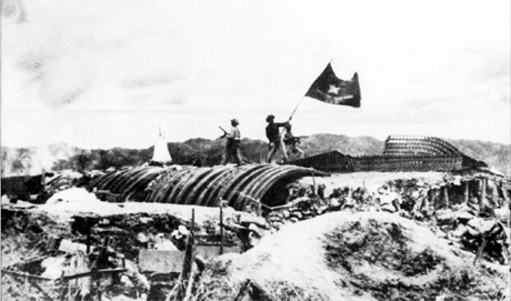 Dien Bien Phu victory highlighted by activities, articles - ảnh 1