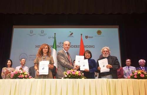 Vietnam, Italy boost education cooperation - ảnh 1