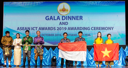 Vietnam’s online learning social network wins gold at ASEAN ICT Awards 2019 - ảnh 1