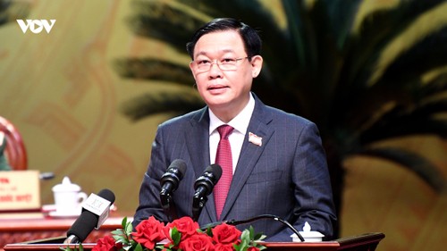 Politburo member re-elected Hanoi Party Committee Secretary - ảnh 1