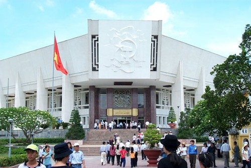 Ho Chi Minh Museum welcomes 30 million visitors in 50 years - ảnh 1