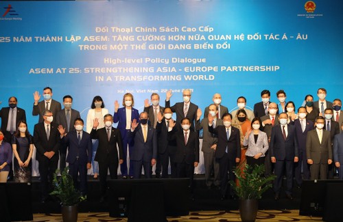 Vietnamese Foreign Minister chairs ASEM High-level Policy Dialogue - ảnh 1