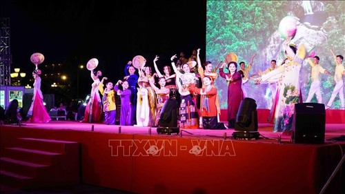 Vietnamese cultural heritages exhibited in Quang Nam - ảnh 1