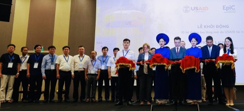 USAID announces 10 more liquid oxygen systems for Vietnam’s hospitals - ảnh 1