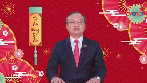 Ucapan Selamat Tahun Baru Imlek 2023 dari Direktur Jenderal Radio Suara Vietnam (VOV) Do Tien Sy - ảnh 1