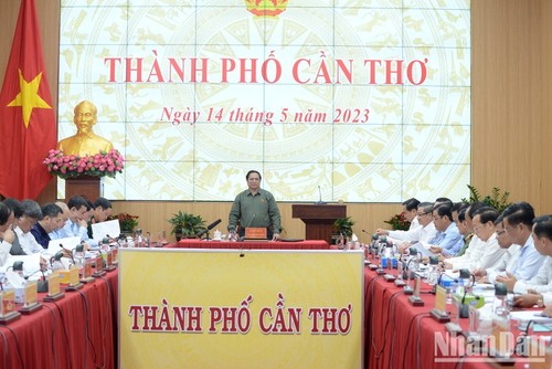 PM Vietnam, Pham Minh Chinh Melakukan Temu Kerja dengan Pimpinan Kota Can Tho - ảnh 1