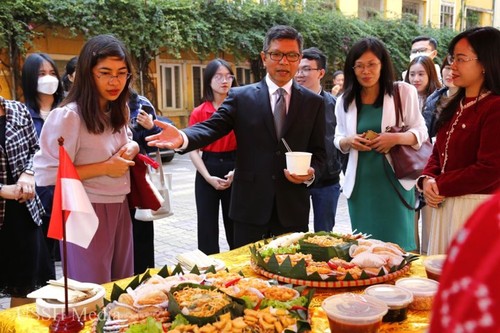 Hari Kebudayaan Indonesia di Hanoi dan Kuiz 2023 untuk Pendengar - ảnh 1