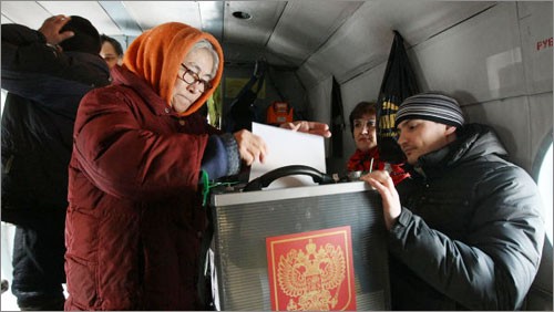  Russland: Start der Präsidentschaftswahl  - ảnh 1
