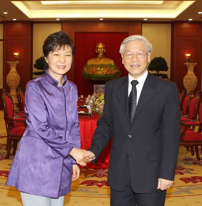 Südkoreas Präsidentin beendet ihren Vietnam-Besuch - ảnh 1