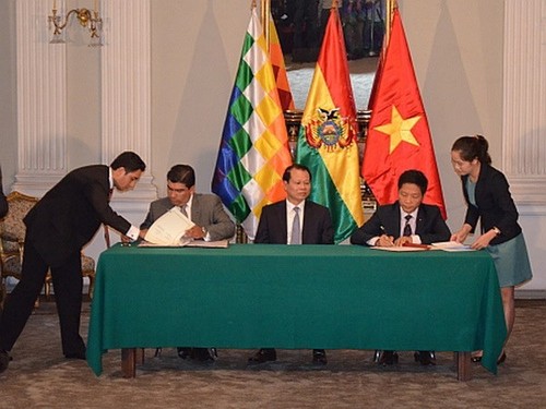 Vietnam und Bolivien wollen ihre Beziehungen verstärken - ảnh 1