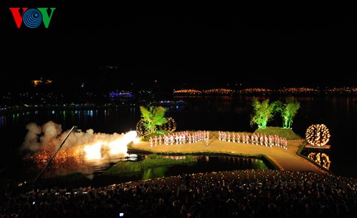 Abschluss des Hue-Festivals 2014 - ảnh 1