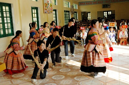 Lernbereitschaft der Mong in der Gemeinde Hua Nhan in Son La - ảnh 1