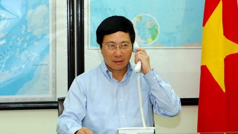 Vize-Premierminister Pham Binh Minh führt Telefonat mit dem chinesischen Staatskommissar Yang Jiechi - ảnh 1