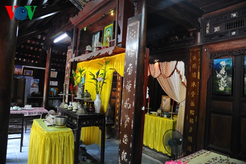 Die Schönheit des 100-jährigen Ruong-Hauses in Hue - ảnh 9
