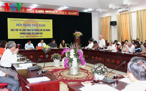“Lernen und Arbeiten nach dem Vorbild des Präsidenten Ho Chi Minh in der Volksaufklärung” - ảnh 1