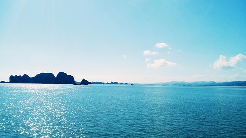 Die romantische Schönheit der Lan Ha-Bucht auf Cat Ba - ảnh 9