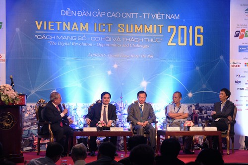 Abschlussveranstaltung des Forums für IT und Telekommunikation Vietnam  - ảnh 1