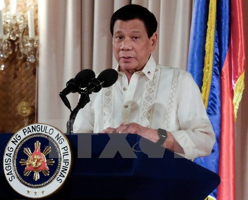 Philippinischer Präsident fordert Armee zur Vernichtung der Rebellen auf - ảnh 1