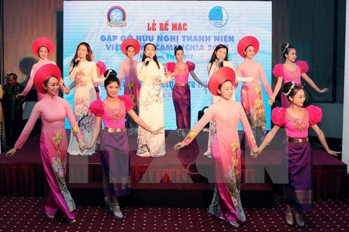 Abschluss des Freundschaftstreffens der Jugendlichen zwischen Vietnam und Kambodscha - ảnh 1