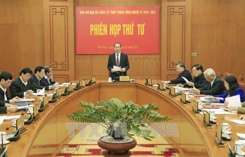 Staatspräsident Tran Dai Quang leitet die Sitzung der Zentralabteilung für Justizreform - ảnh 1