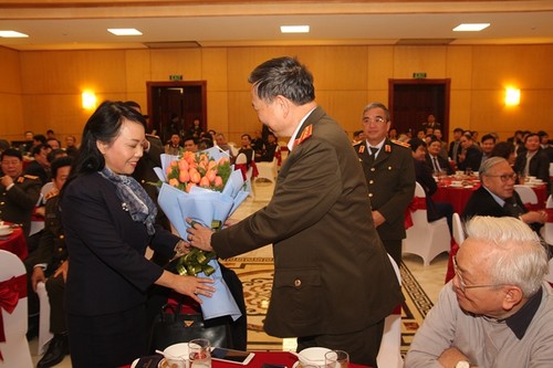 Polizei-Ministerium trifft Vertreter des Gesundheitswesens zum Tag der vietnamesischen Ärzte - ảnh 1