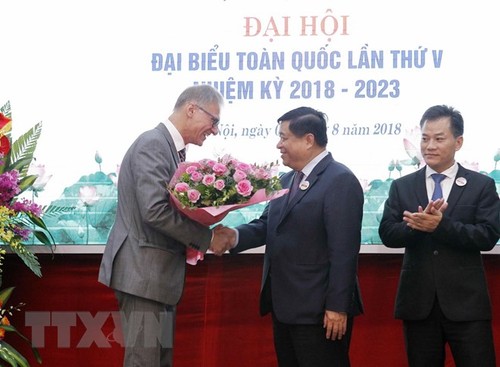 Nguyen Chi Dung wird zum Vorsitzenden der Vietnam-Deutschland-Freundschaftsgesellschaft gewählt - ảnh 1