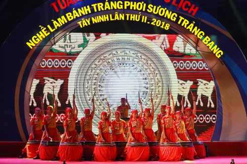 Die Kultur-Tourismuswoche über Reisblätter Trang Bang in Tay Ninh - ảnh 1