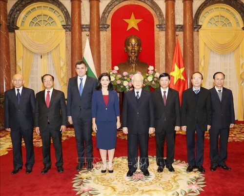 Vietnam bietet neuen ausländischen Botschaftern günstige Bedingungen  - ảnh 1