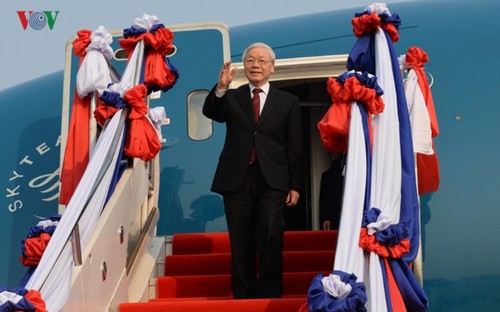 Medien in Laos: Der Besuch des vietnamesischen KPV-Generalsekretärs Nguyen Phu Trong ist von historischer Bedeutung - ảnh 1