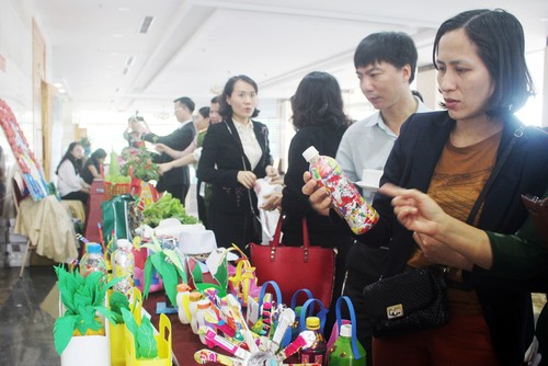 Projekt zur Wiederverwertung von Plastikmüll in Vietnam - ảnh 1