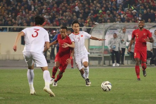 Qualifikationsrunde Asien-Fußballmeisterschaft: Vietnam hat gegen Indonesien gewonnen - ảnh 1