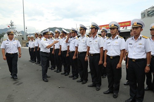 Schiff der vietnamesischen Marine nimmt an Manöver und Ausstellung in Singapur teil - ảnh 1