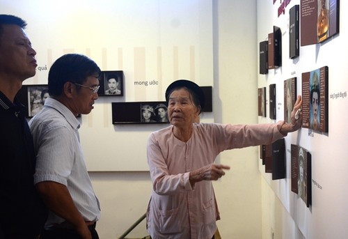 Fotoausstellung „Erinnerung an gefallene Soldaten des Dorfes Lai“ - ảnh 1