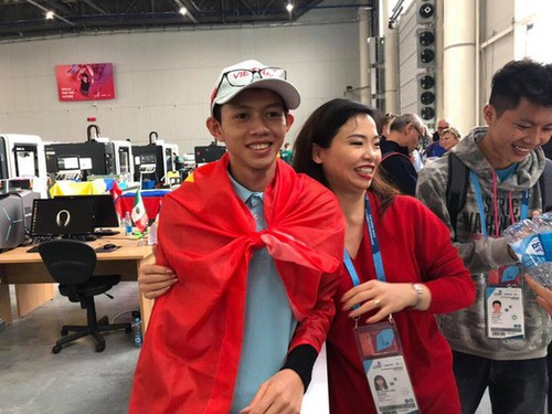 Vietnam gewinnt eine Silbermedaille bei WorldSkills in Kazan - ảnh 1