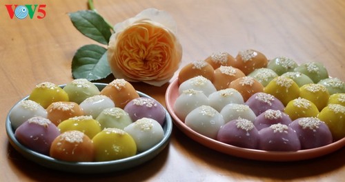 Farbenfrohe Troi- und Chay-Kuchen für das Fest Hanshi - ảnh 6