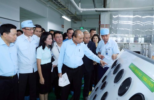 Premierminister trifft Arbeiter in der Industriezone VSIP in Bac Ninh - ảnh 1